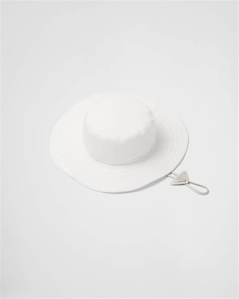 Cappello in drill Bianco .